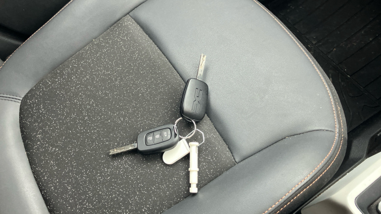 Dacia Spring 27kWh Extreme 65 48kW 5dr Auto Electric Hatchback